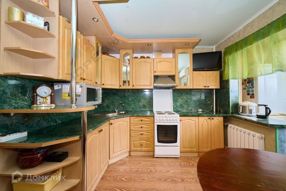 Продаётся 2-комнатная квартира, 59.7 м²