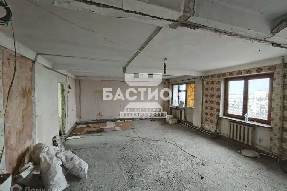 Продаётся 4-комнатная квартира, 70 м²