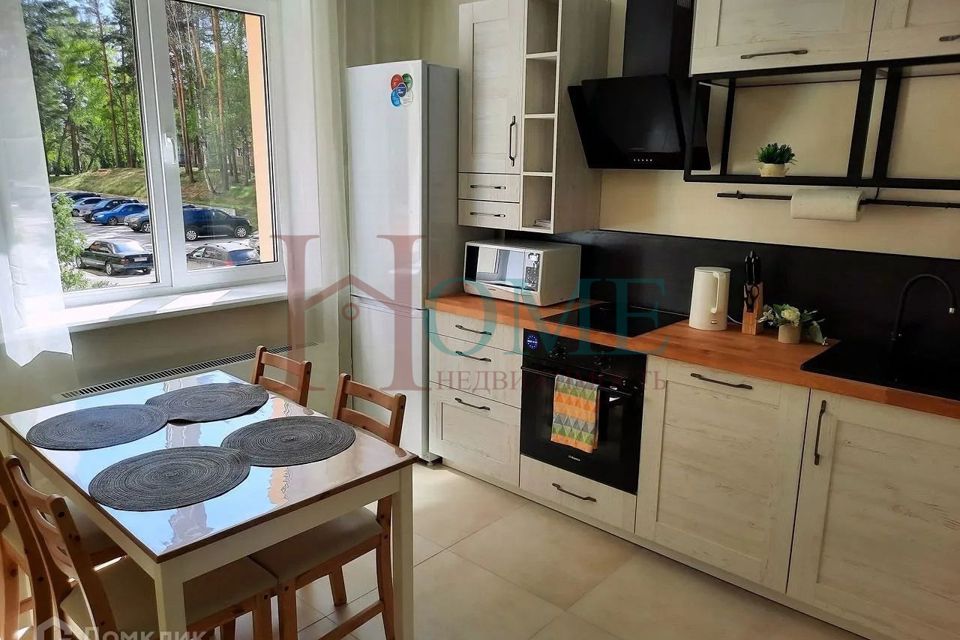 Сдаётся 2-комнатная квартира, 57 м²