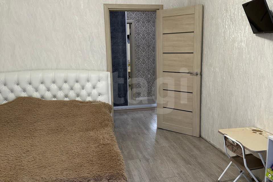 Продаётся 1-комнатная квартира, 37.1 м²