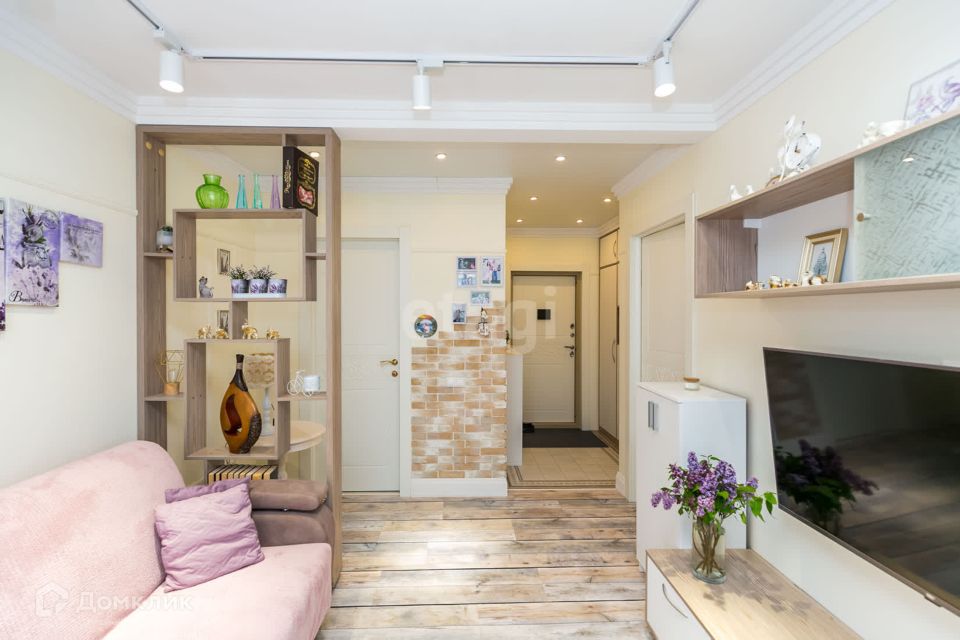 Продаётся 2-комнатная квартира, 59.8 м²