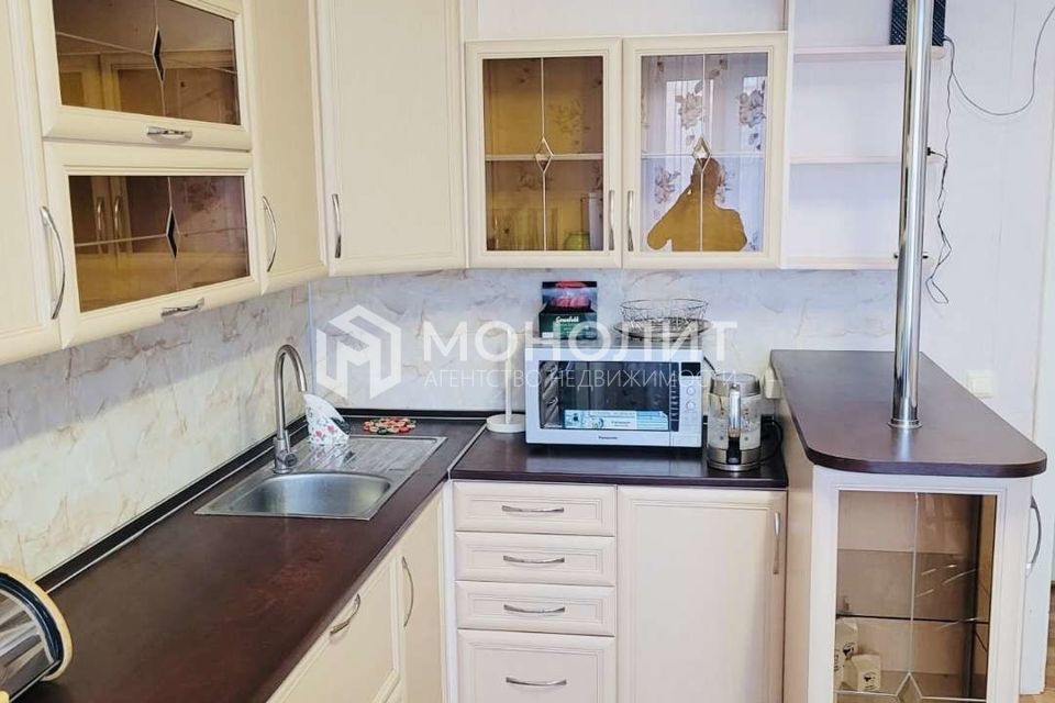Сдаётся 2-комнатная квартира, 62 м²