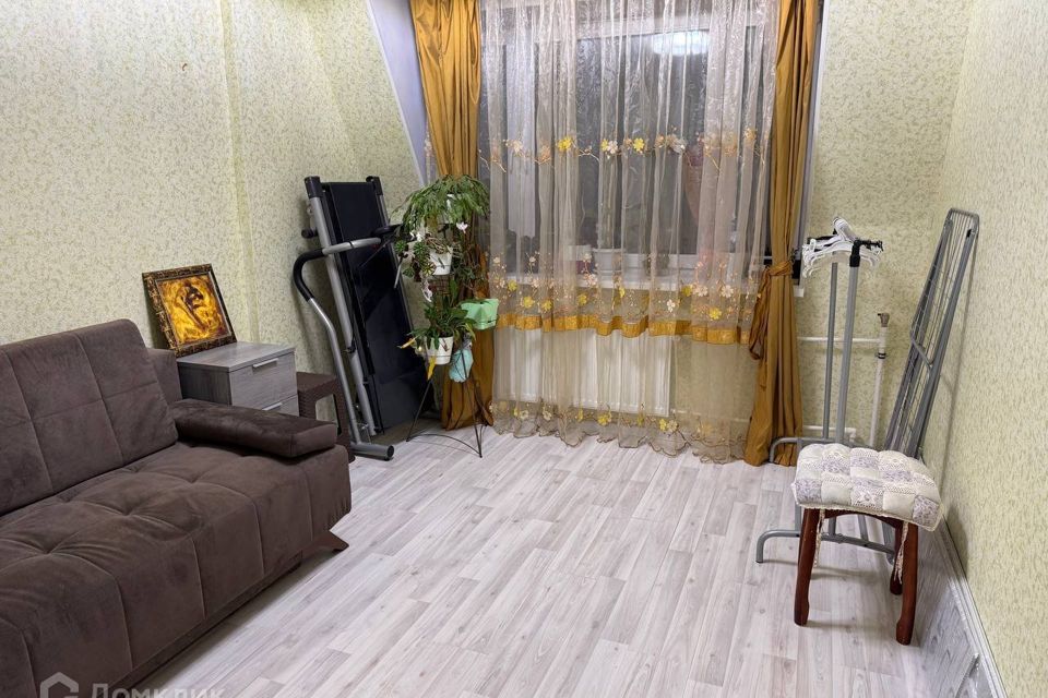 Сдаётся 2-комнатная квартира, 56 м²