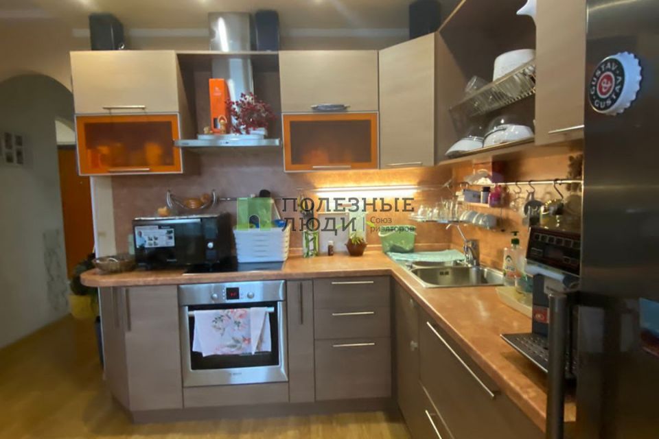 Сдаётся 2-комнатная квартира, 55 м²