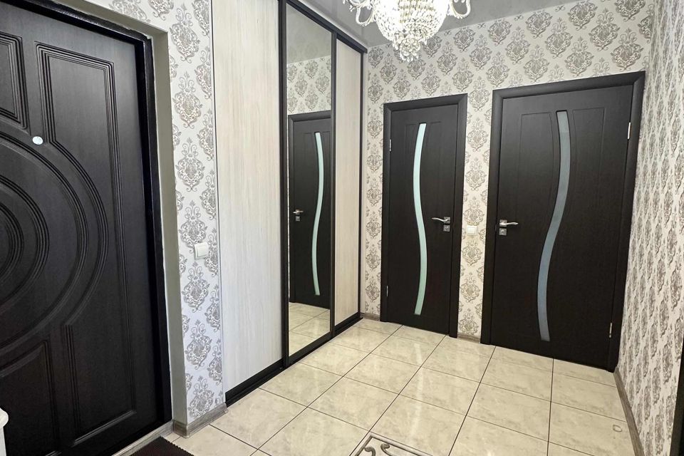 Продаётся 2-комнатная квартира, 65.6 м²