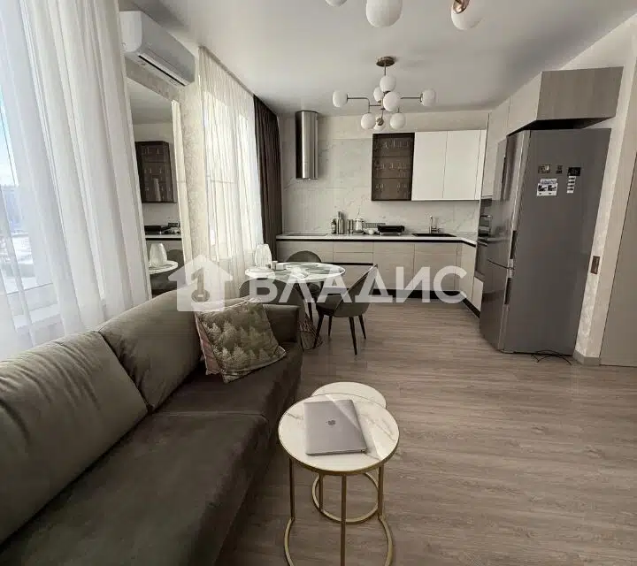Продаётся 3-комнатная квартира, 62.8 м²