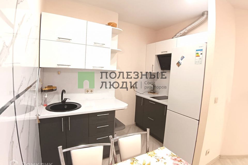 Сдаётся 2-комнатная квартира, 82 м²