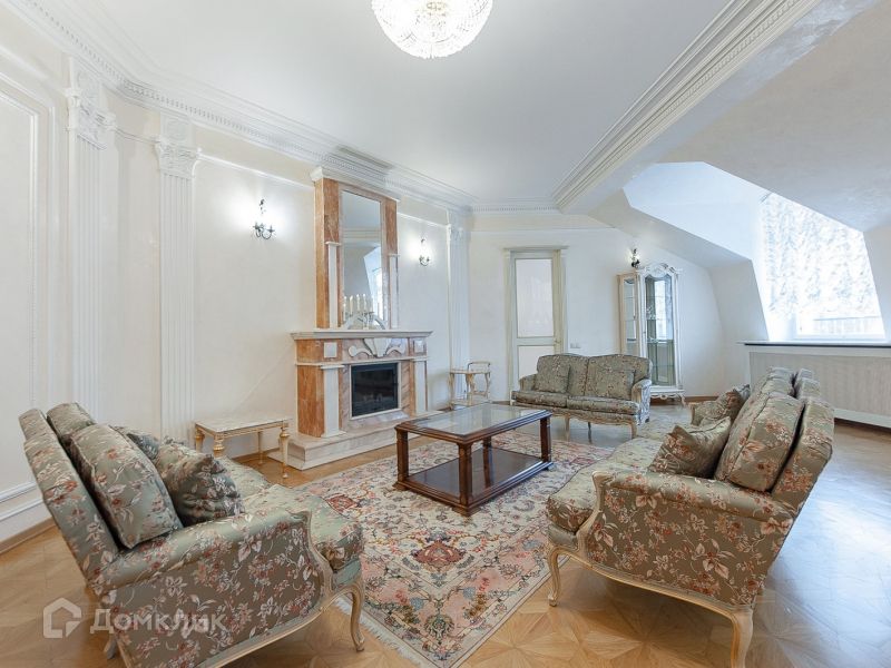 Сдаётся 6-комнатная квартира, 350 м²