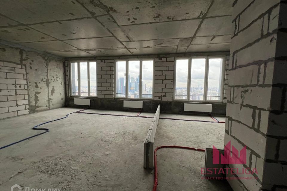 Продаётся 2-комнатная квартира, 69.8 м²