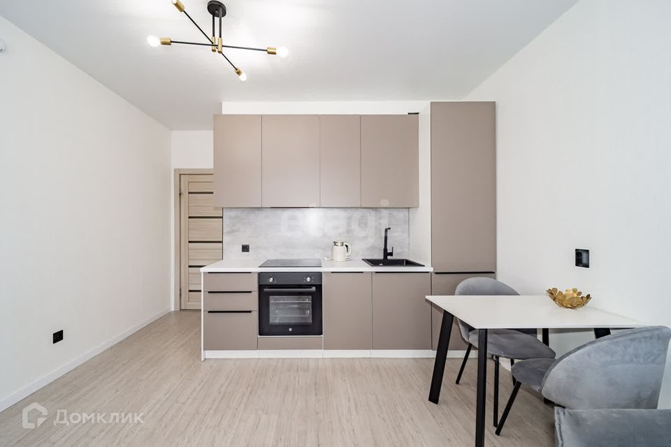 Продаётся 1-комнатная квартира, 42.9 м²