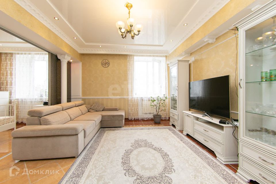 Продаётся 3-комнатная квартира, 87 м²