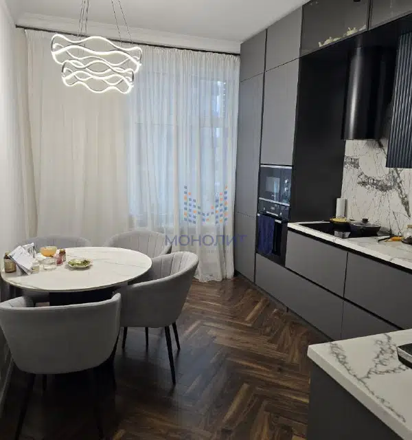 Продаётся 2-комнатная квартира, 61 м²