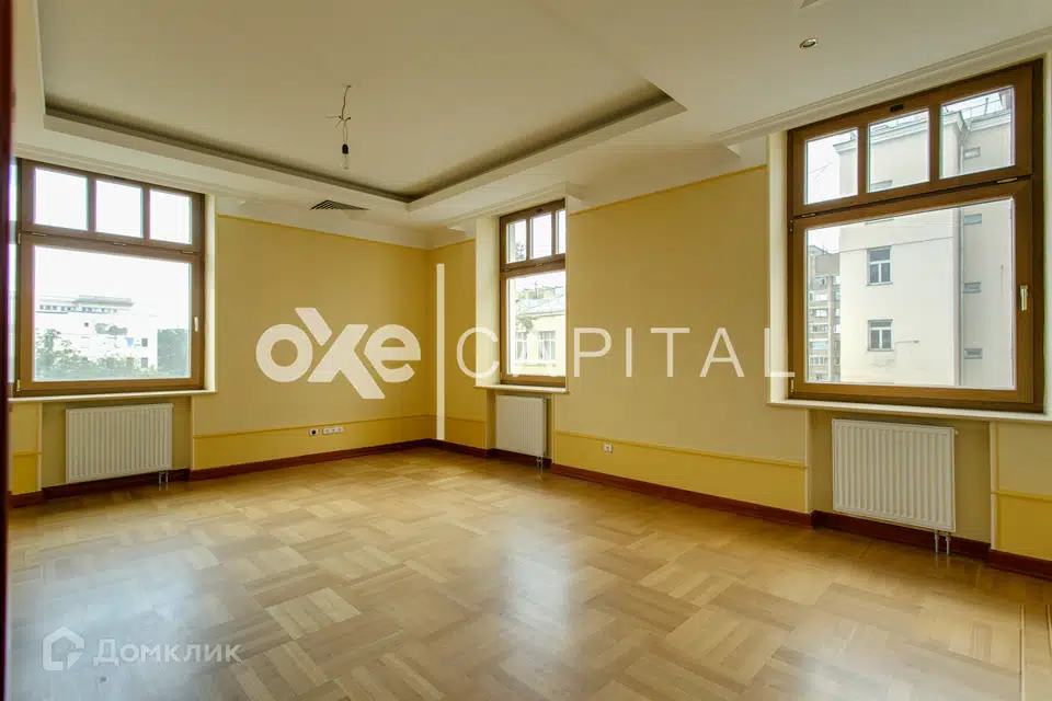Продаётся 6-комнатная квартира, 412 м²