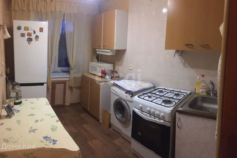 Продаётся 3-комнатная квартира, 61.8 м²