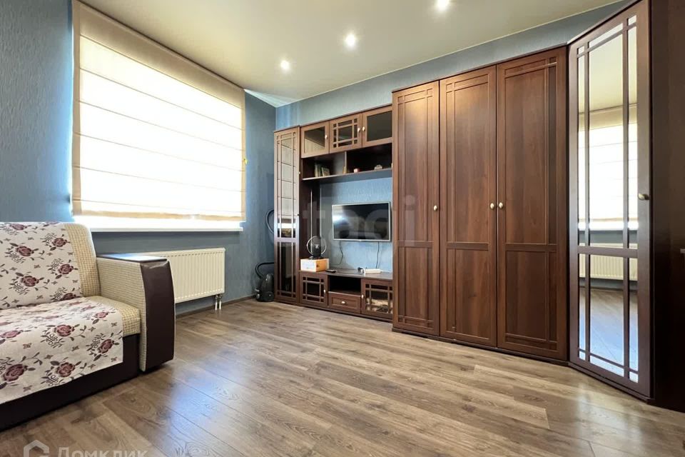Продаётся 1-комнатная квартира, 38 м²