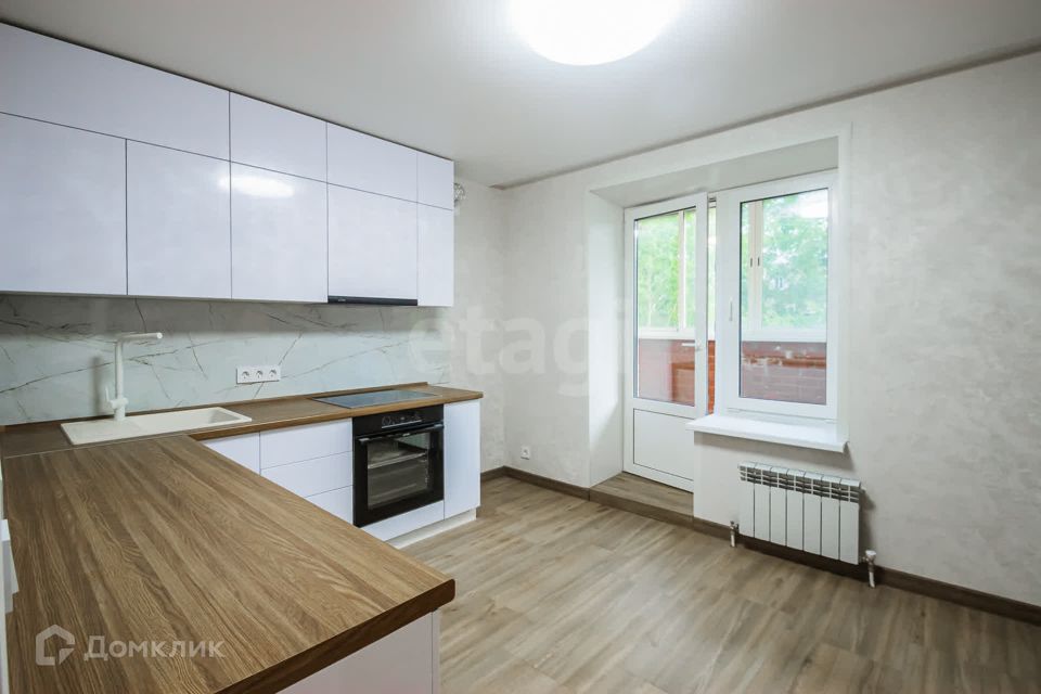 Продаётся 1-комнатная квартира, 42.8 м²
