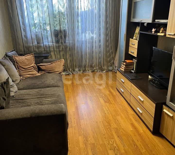 Продаётся 3-комнатная квартира, 57.3 м²