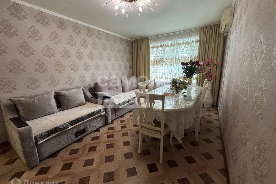 Продаётся 3-комнатная квартира, 68.5 м²