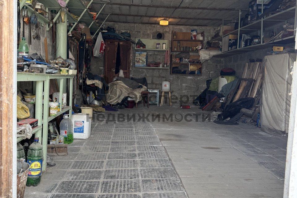 Продаётся бокс, 28 м²