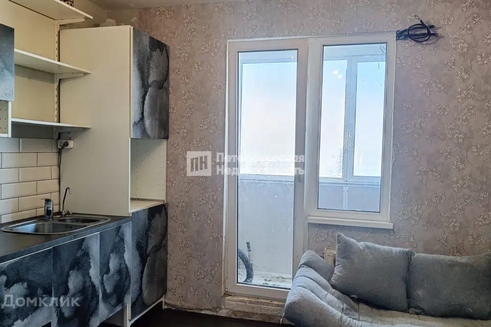 Продаётся 1-комнатная квартира, 37.7 м²