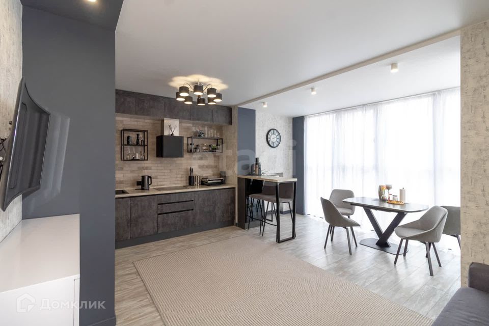 Продаётся 2-комнатная квартира, 65.2 м²