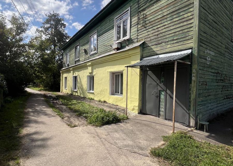 Продаётся 3-комнатная квартира, 37.3 м²