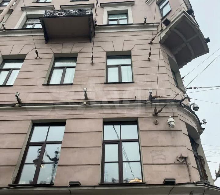 Продаётся 4-комнатная квартира, 112 м²