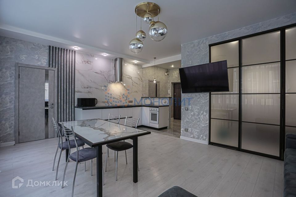 Продаётся 2-комнатная квартира, 61.8 м²