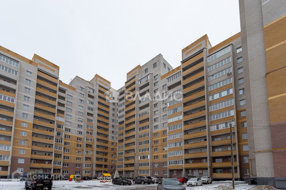Продаётся 2-комнатная квартира, 80.8 м²