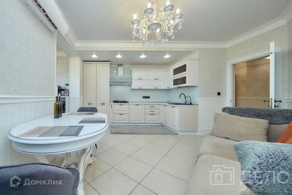 Продаётся 3-комнатная квартира, 114.4 м²