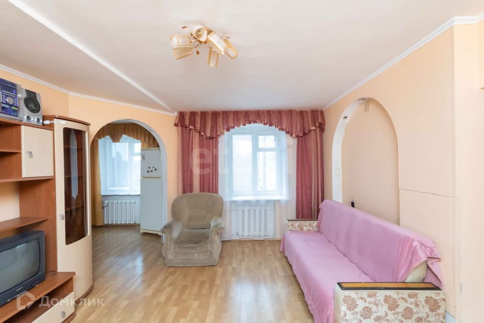 Продаётся 3-комнатная квартира, 63.7 м²