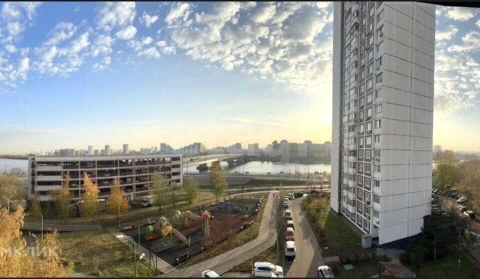 Продаётся 1-комнатная квартира, 39 м²