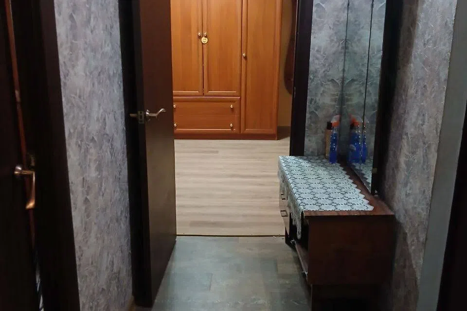 Продаётся 2-комнатная квартира, 42.7 м²