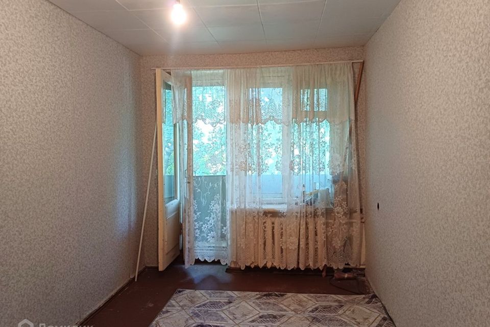 Продаётся комната в 1-комн. квартире, 10 м²