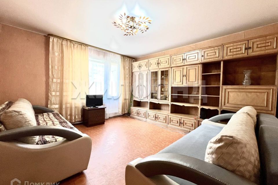 Продаётся 2-комнатная квартира, 48.2 м²
