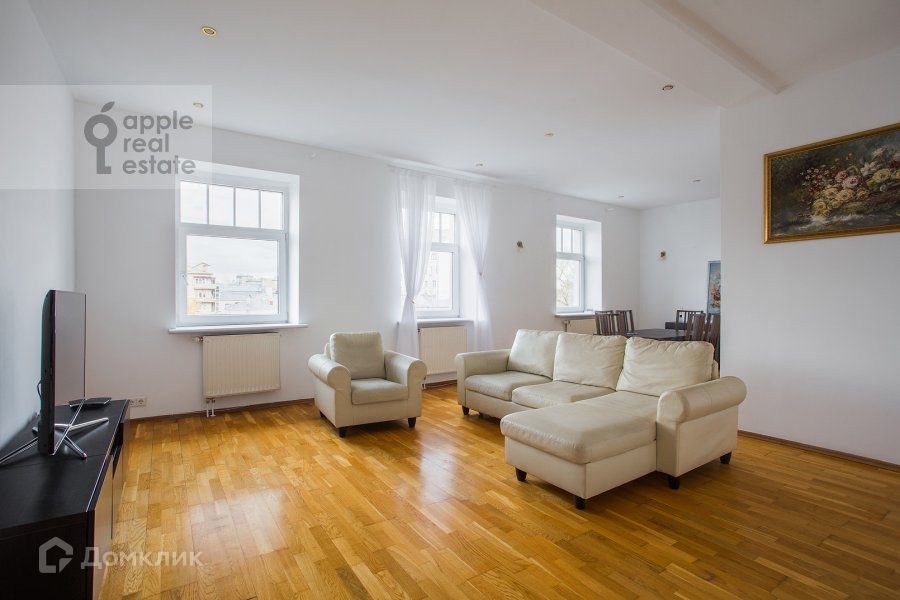 Сдаётся 4-комнатная квартира, 153 м²