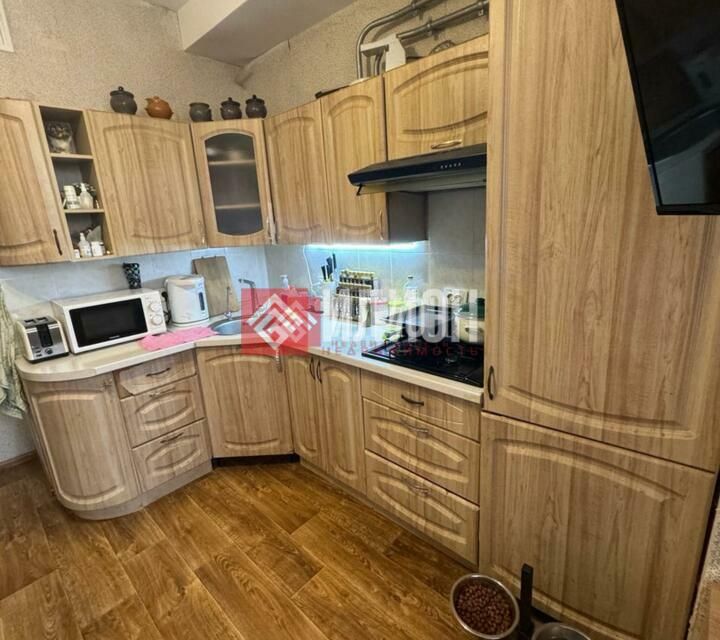 Продаётся 1-комнатная квартира, 39.3 м²