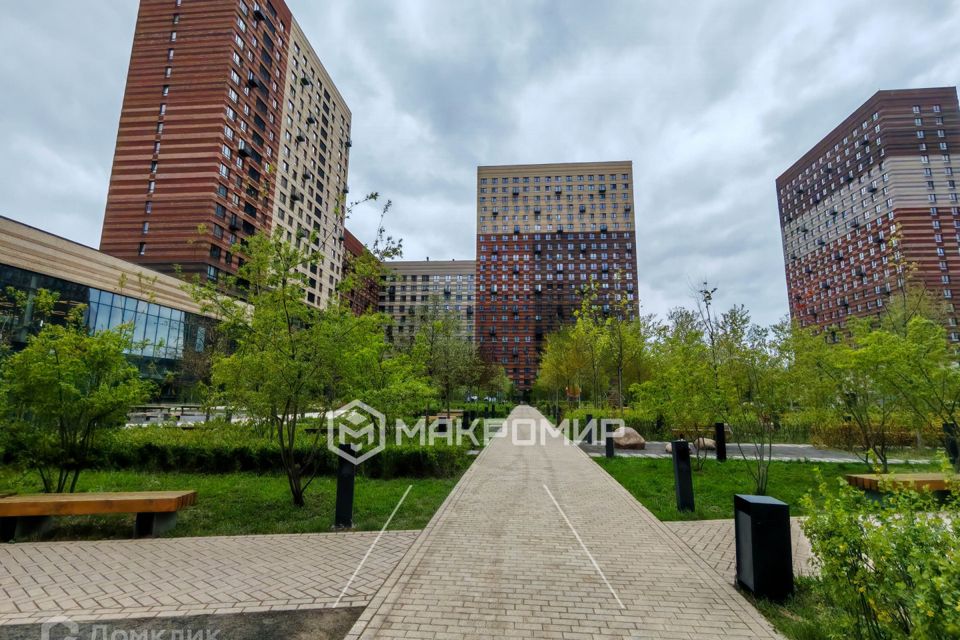 Продаётся 2-комнатная квартира, 57.4 м²
