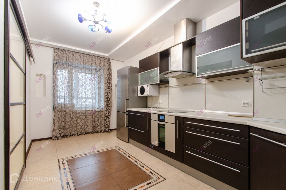 Сдаётся 2-комнатная квартира, 75 м²