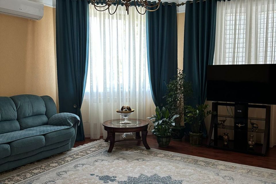 Продаётся 3-комнатная квартира, 76 м²