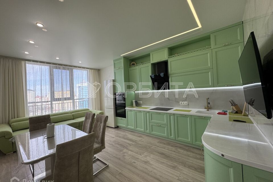 Продаётся 3-комнатная квартира, 98.2 м²