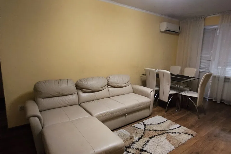 Продаётся 3-комнатная квартира, 56 м²