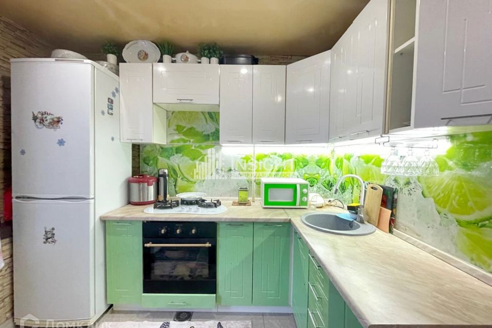 Продаётся 3-комнатная квартира, 67.8 м²