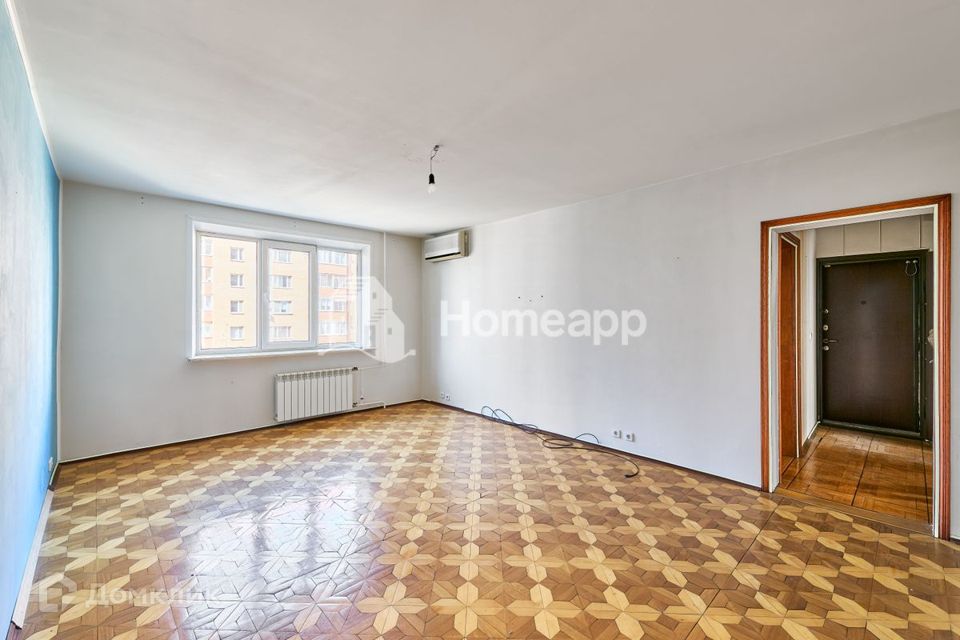 Продаётся 4-комнатная квартира, 114.8 м²