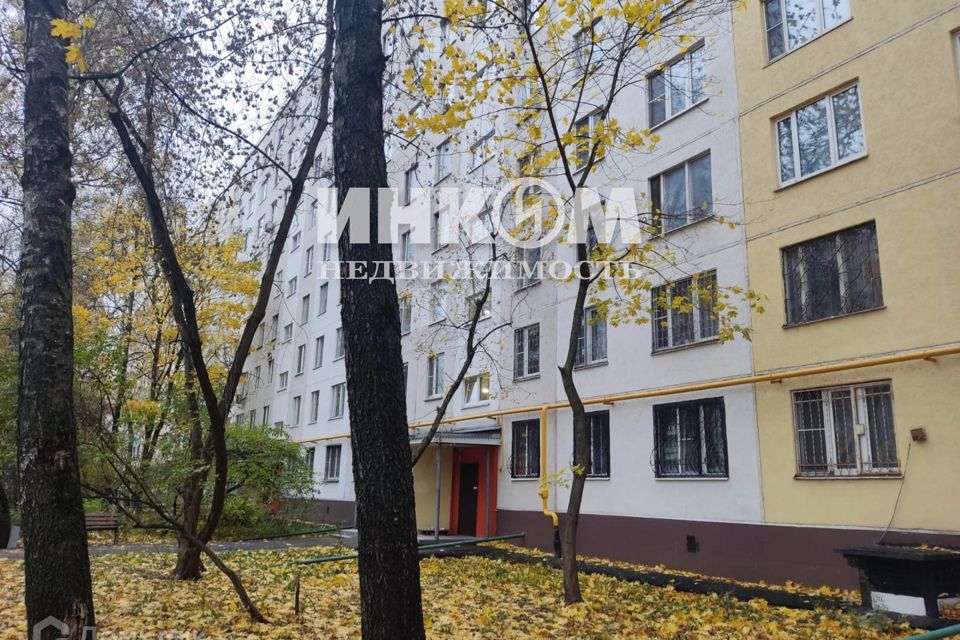 Продаётся 3-комнатная квартира, 57.9 м²