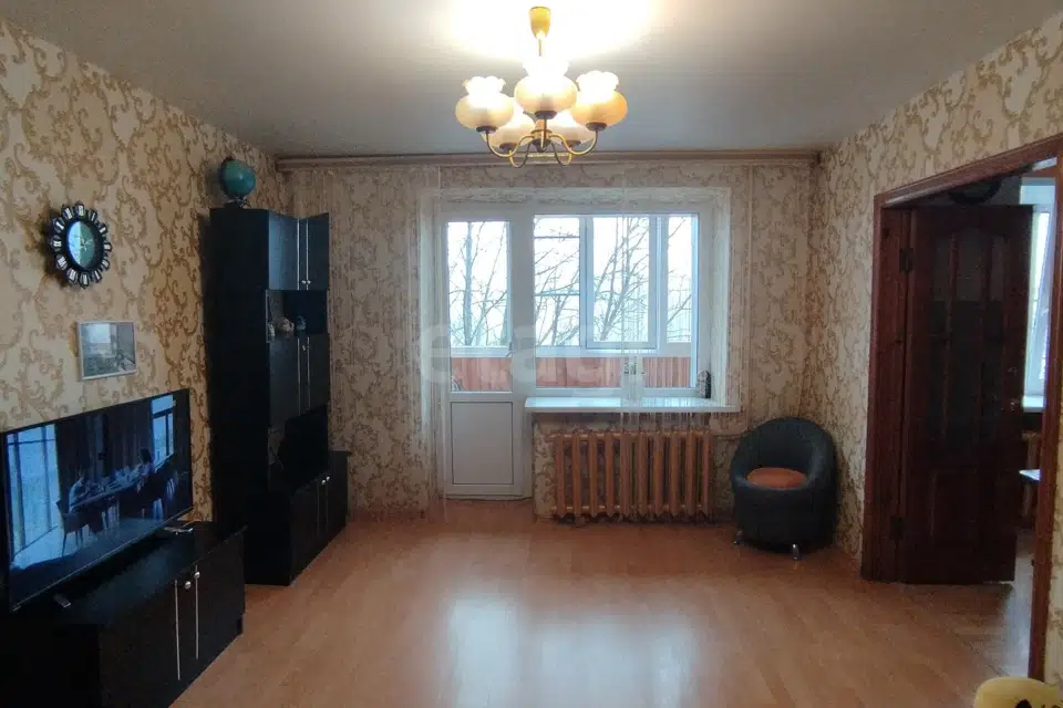 Продаётся 3-комнатная квартира, 59.3 м²