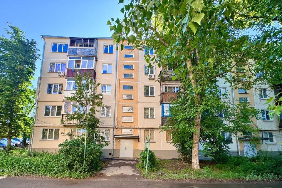 Продаётся 4-комнатная квартира, 61 м²