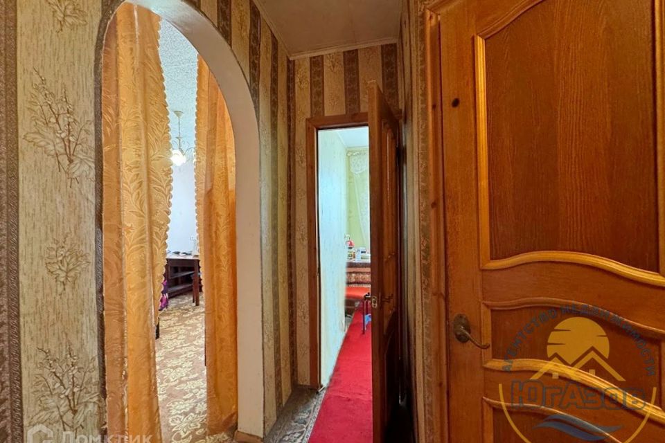 Продаётся 2-комнатная квартира, 42.1 м²