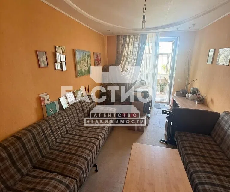 Продаётся 2-комнатная квартира, 49 м²