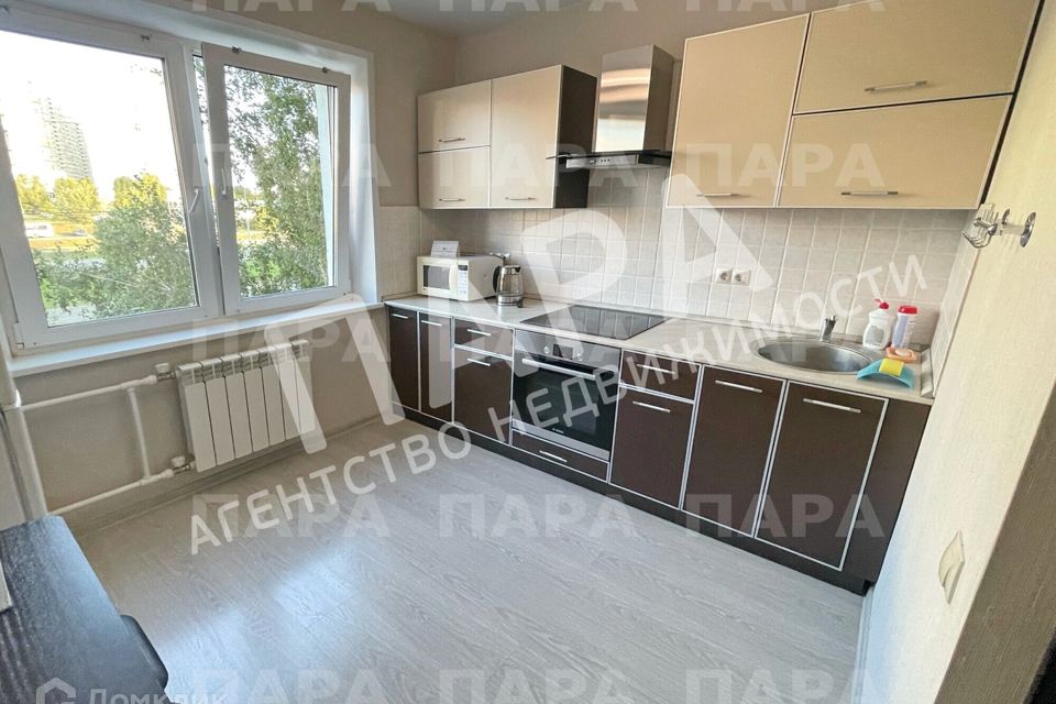 Сдаётся 2-комнатная квартира, 50 м²